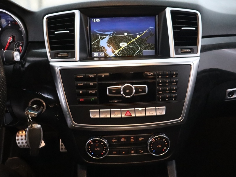 Mercedes-Benz ML vaihtoauto