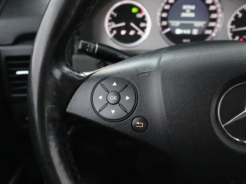 Mercedes-Benz GLK vaihtoauto