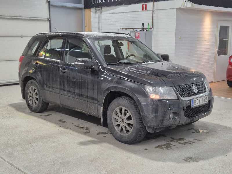 Suzuki Grand Vitara vaihtoauto