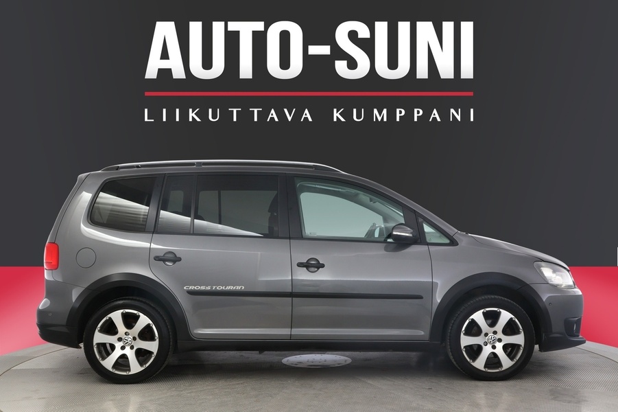 Volkswagen Touran vaihtoauto