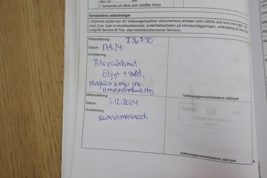 Volkswagen Touran vaihtoauto