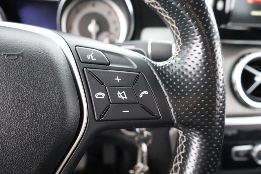 Mercedes-Benz GLA vaihtoauto