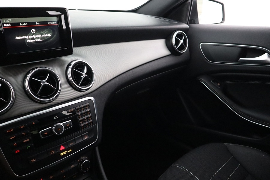 Mercedes-Benz GLA vaihtoauto