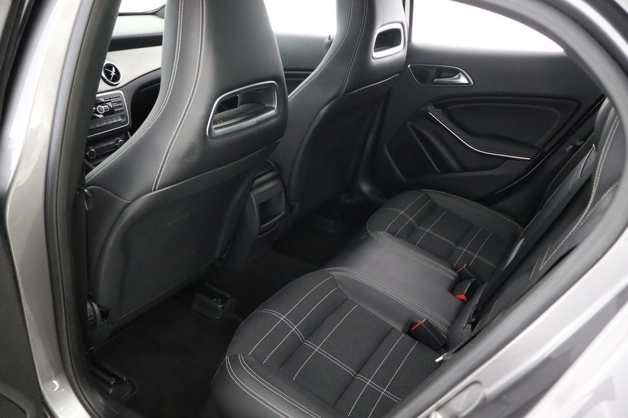 Mercedes-Benz GLA vaihtoauto