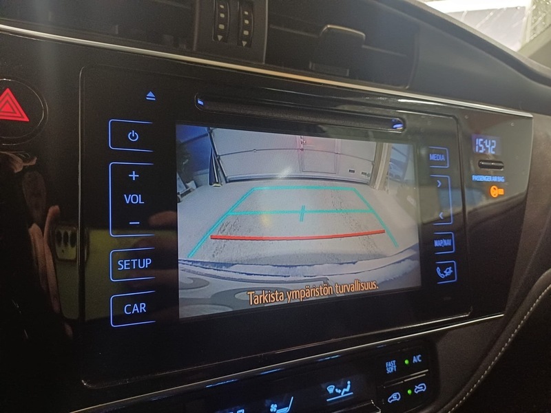 Toyota Auris vaihtoauto