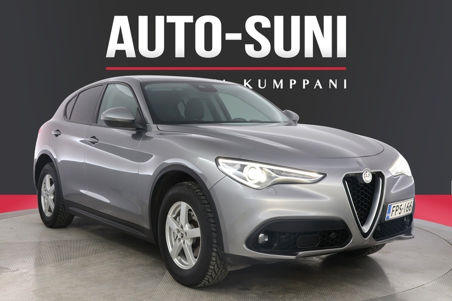 Alfa Romeo Stelvio vaihtoauto