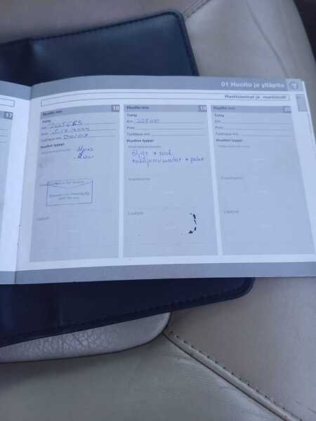 Volvo V70 vaihtoauto