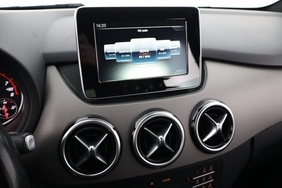 Mercedes-Benz B vaihtoauto