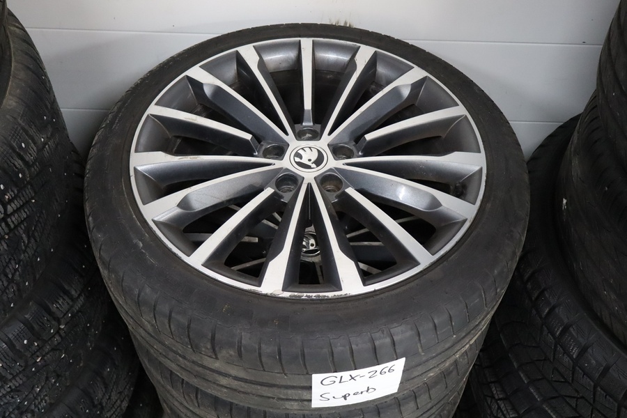 Skoda Superb vaihtoauto