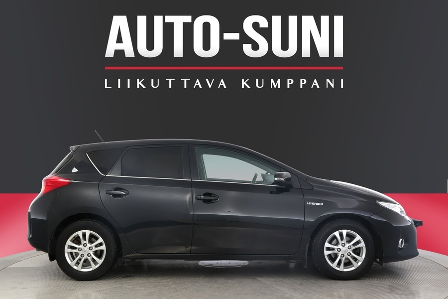 Toyota Auris vaihtoauto