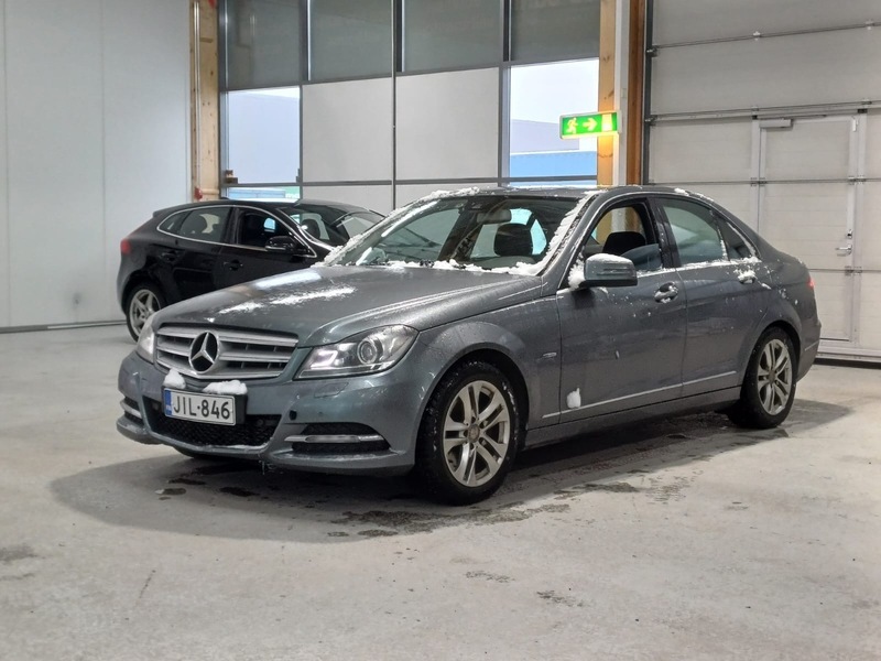 Mercedes-Benz C vaihtoauto