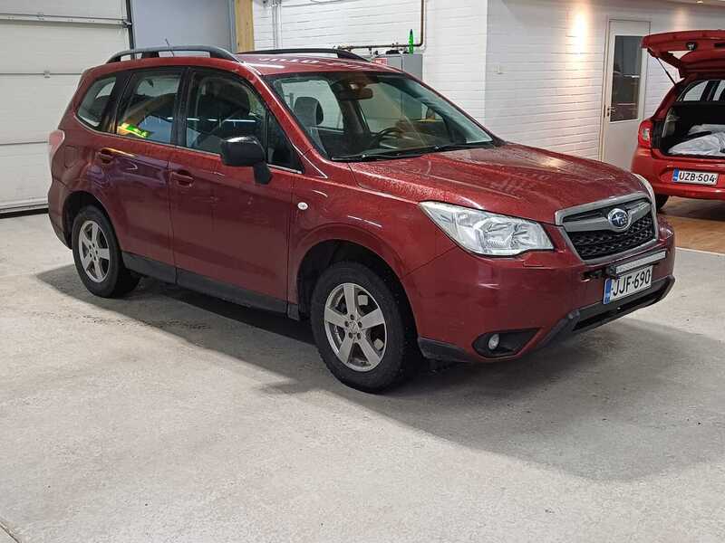 Subaru Forester vaihtoauto