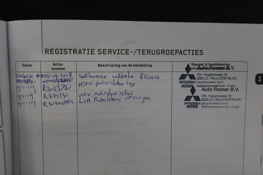 Mitsubishi Outlander PHEV vaihtoauto