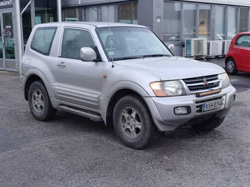 Mitsubishi Pajero vaihtoauto