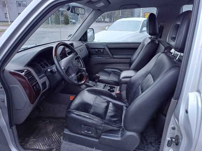 Mitsubishi Pajero vaihtoauto