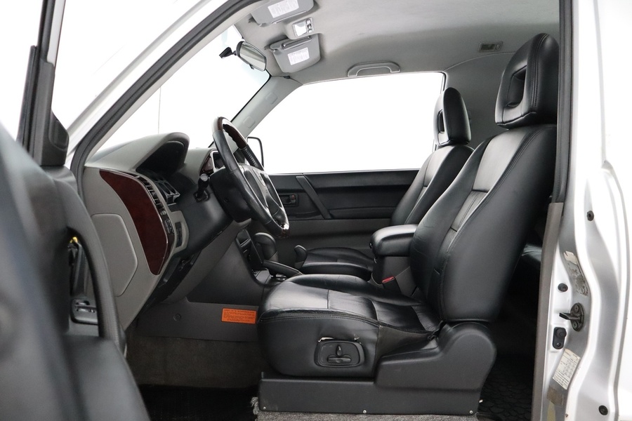 Mitsubishi Pajero vaihtoauto