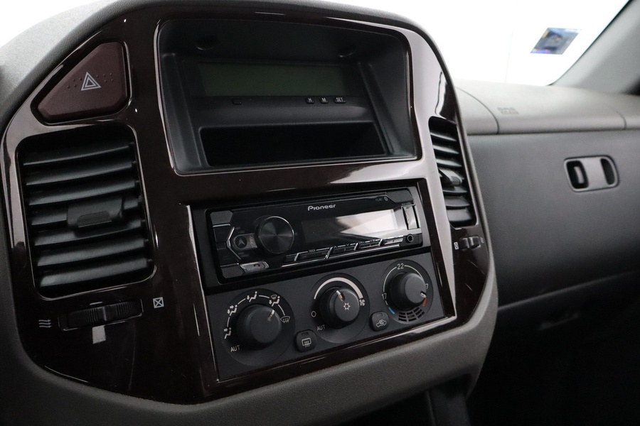 Mitsubishi Pajero vaihtoauto