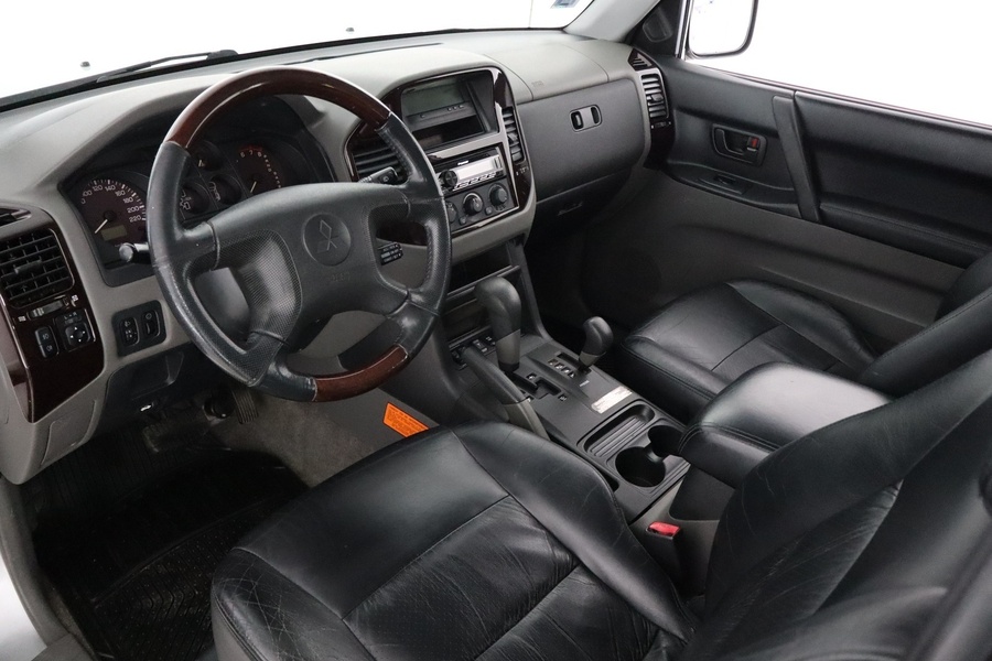 Mitsubishi Pajero vaihtoauto