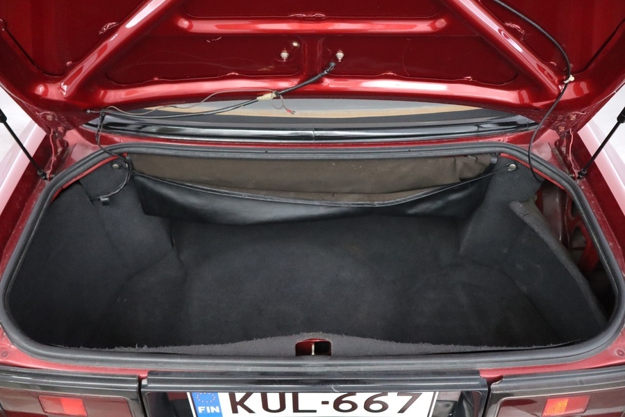 Toyota Celica vaihtoauto