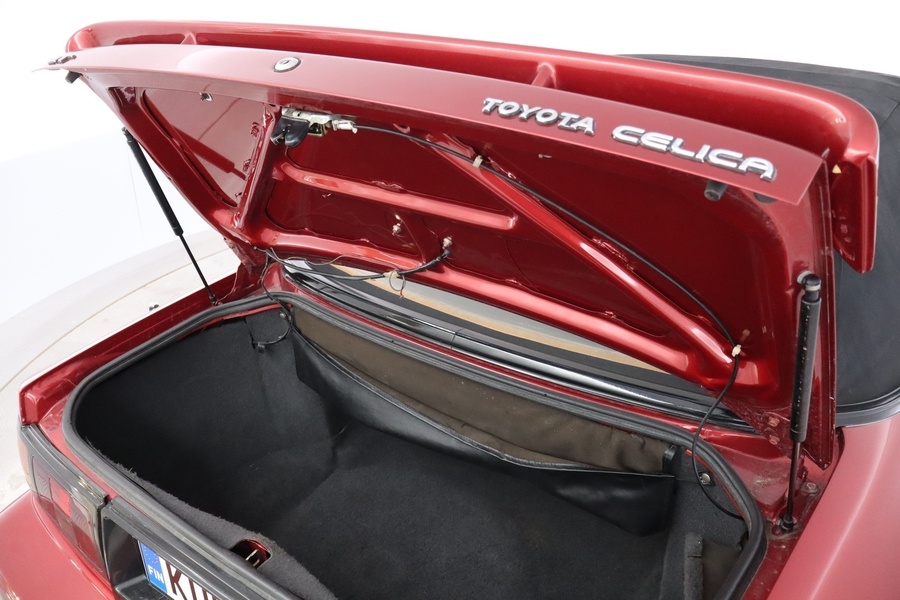 Toyota Celica vaihtoauto