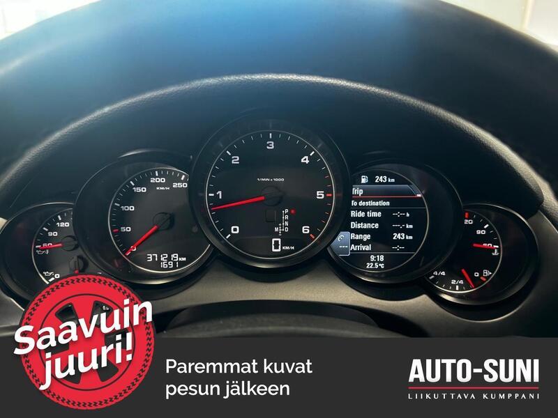 Porsche Cayenne vaihtoauto