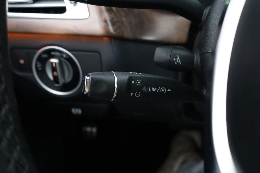 Mercedes-Benz CLS vaihtoauto