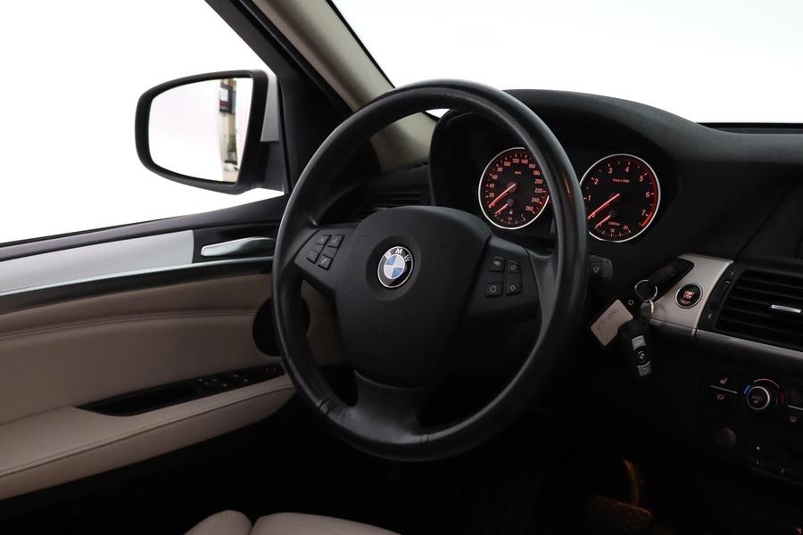 BMW X5 vaihtoauto