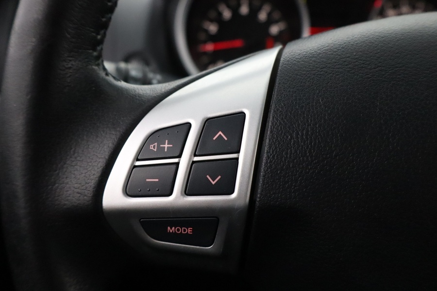 Mitsubishi Lancer vaihtoauto