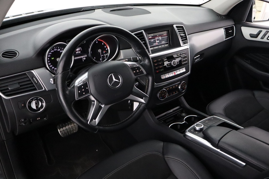 Mercedes-Benz ML vaihtoauto