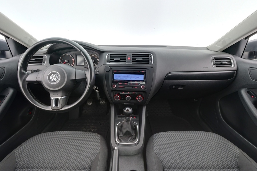 Volkswagen Jetta vaihtoauto