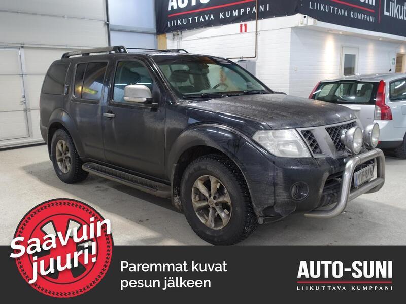 Nissan Pathfinder vaihtoauto