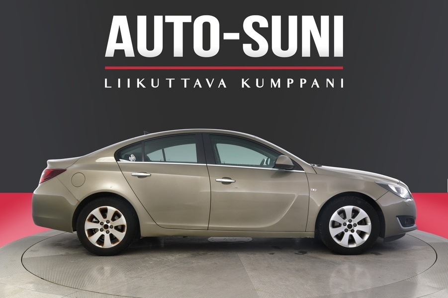 Opel Insignia vaihtoauto