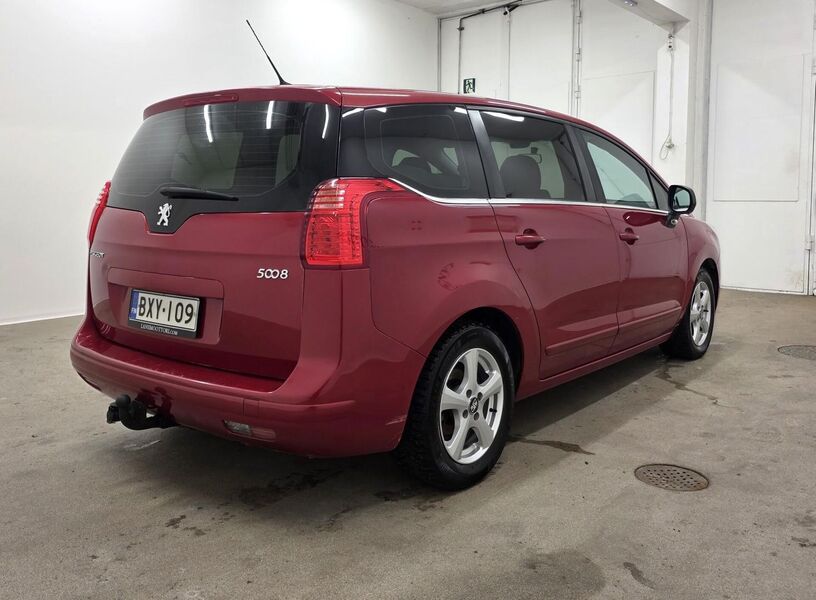 Peugeot 5008 vaihtoauto