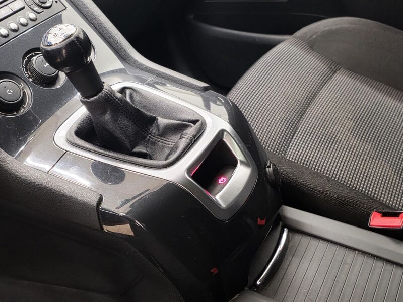 Peugeot 5008 vaihtoauto