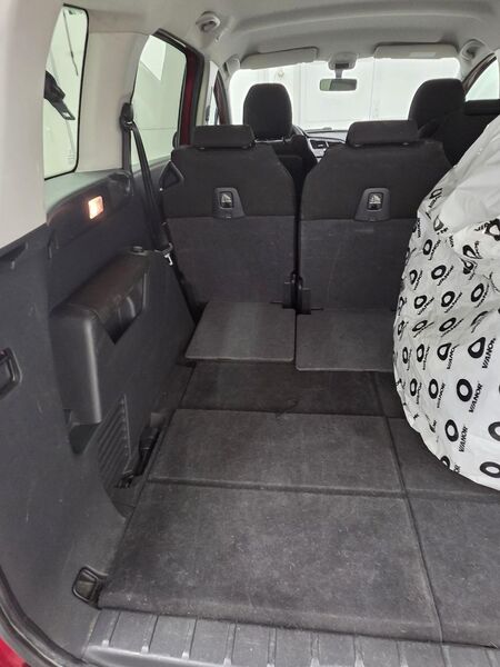 Peugeot 5008 vaihtoauto