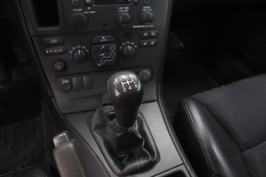 Volvo V70 vaihtoauto