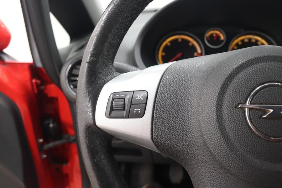 Opel Corsa vaihtoauto