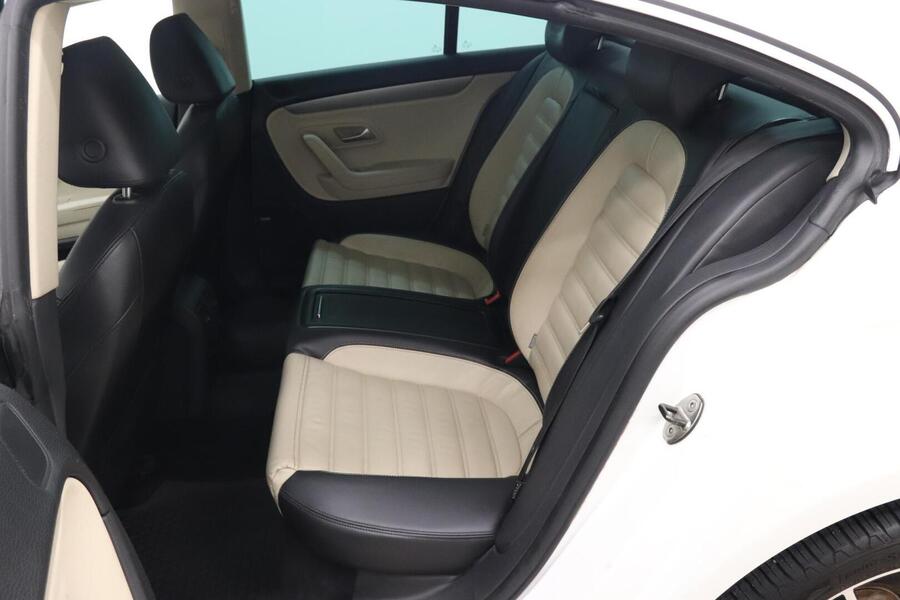 Volkswagen Passat CC vaihtoauto