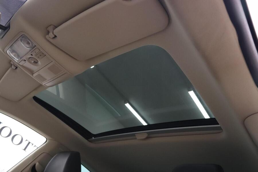 Volkswagen Passat CC vaihtoauto