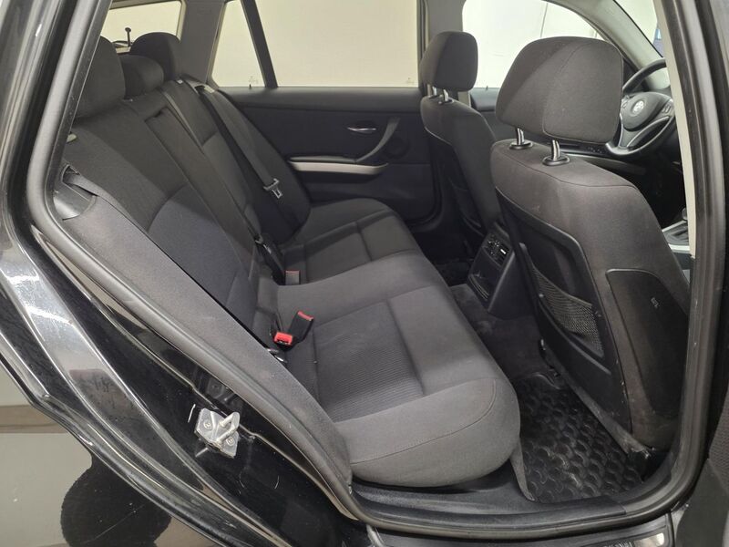 BMW 318 vaihtoauto