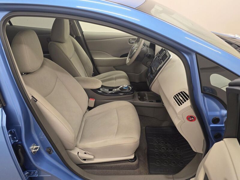 Nissan Leaf vaihtoauto