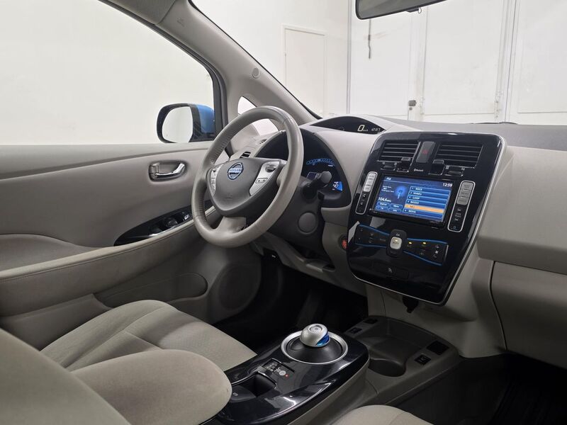 Nissan Leaf vaihtoauto