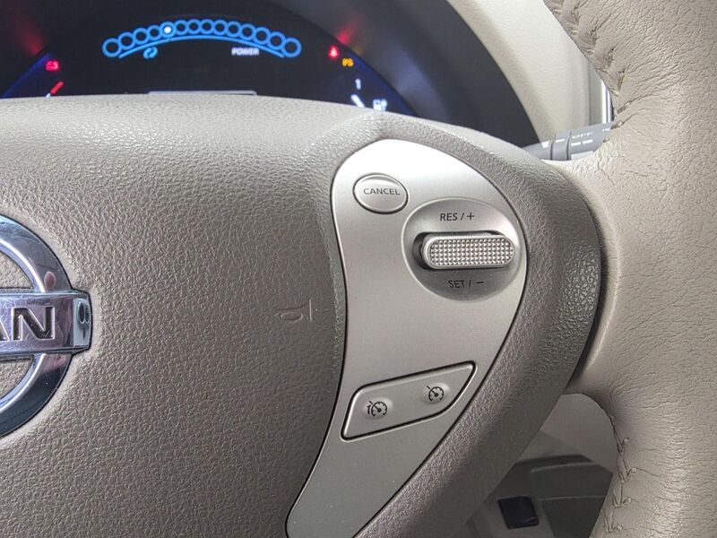 Nissan Leaf vaihtoauto