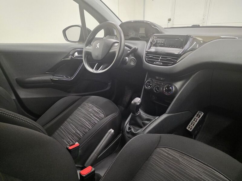 Peugeot 208 vaihtoauto