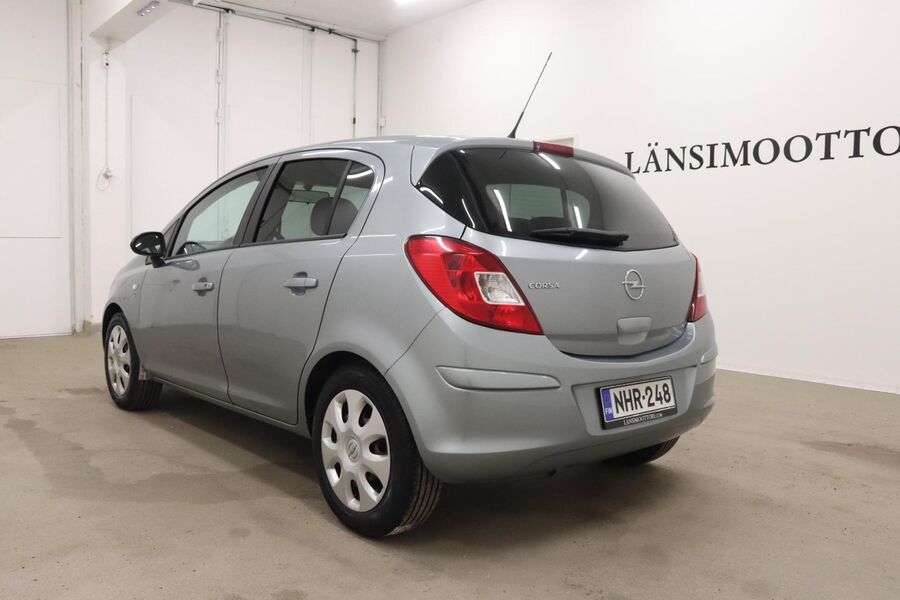 Opel Corsa vaihtoauto