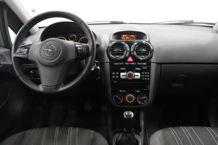 Opel Corsa vaihtoauto