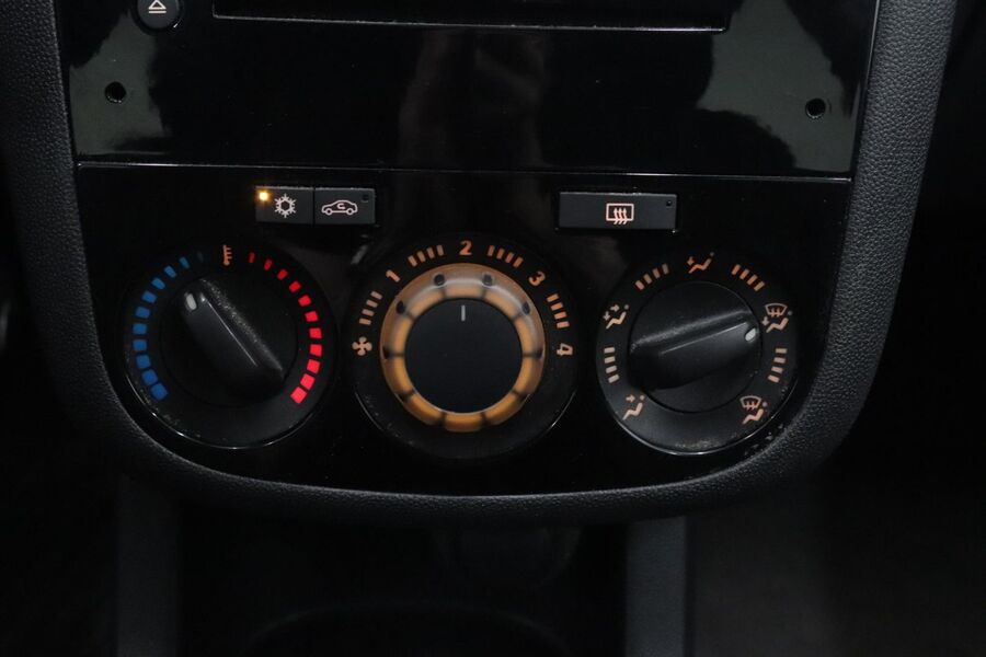 Opel Corsa vaihtoauto