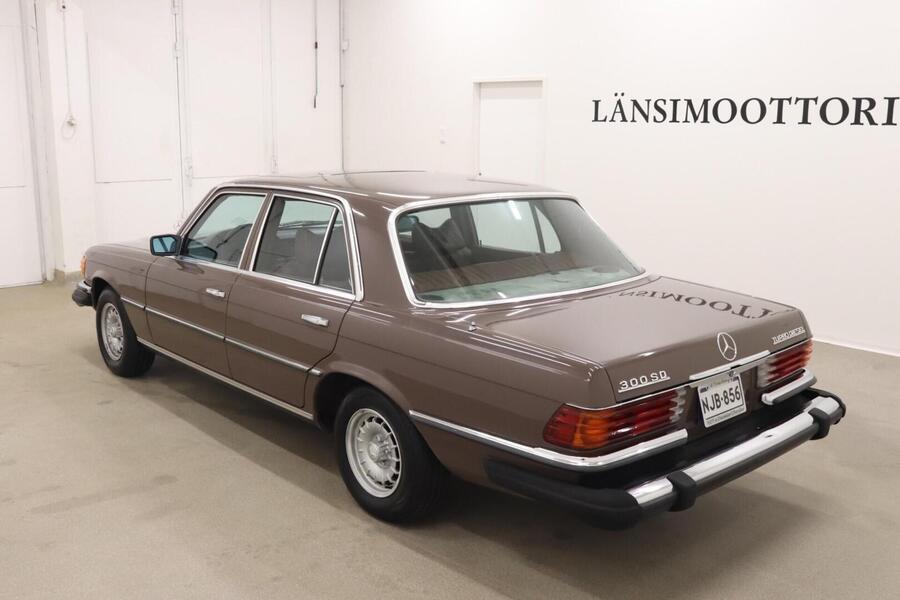 Mercedes-Benz 300 vaihtoauto