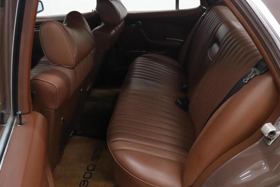Mercedes-Benz 300 vaihtoauto