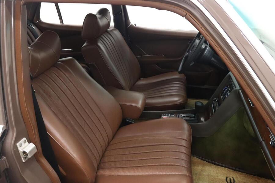 Mercedes-Benz 300 vaihtoauto